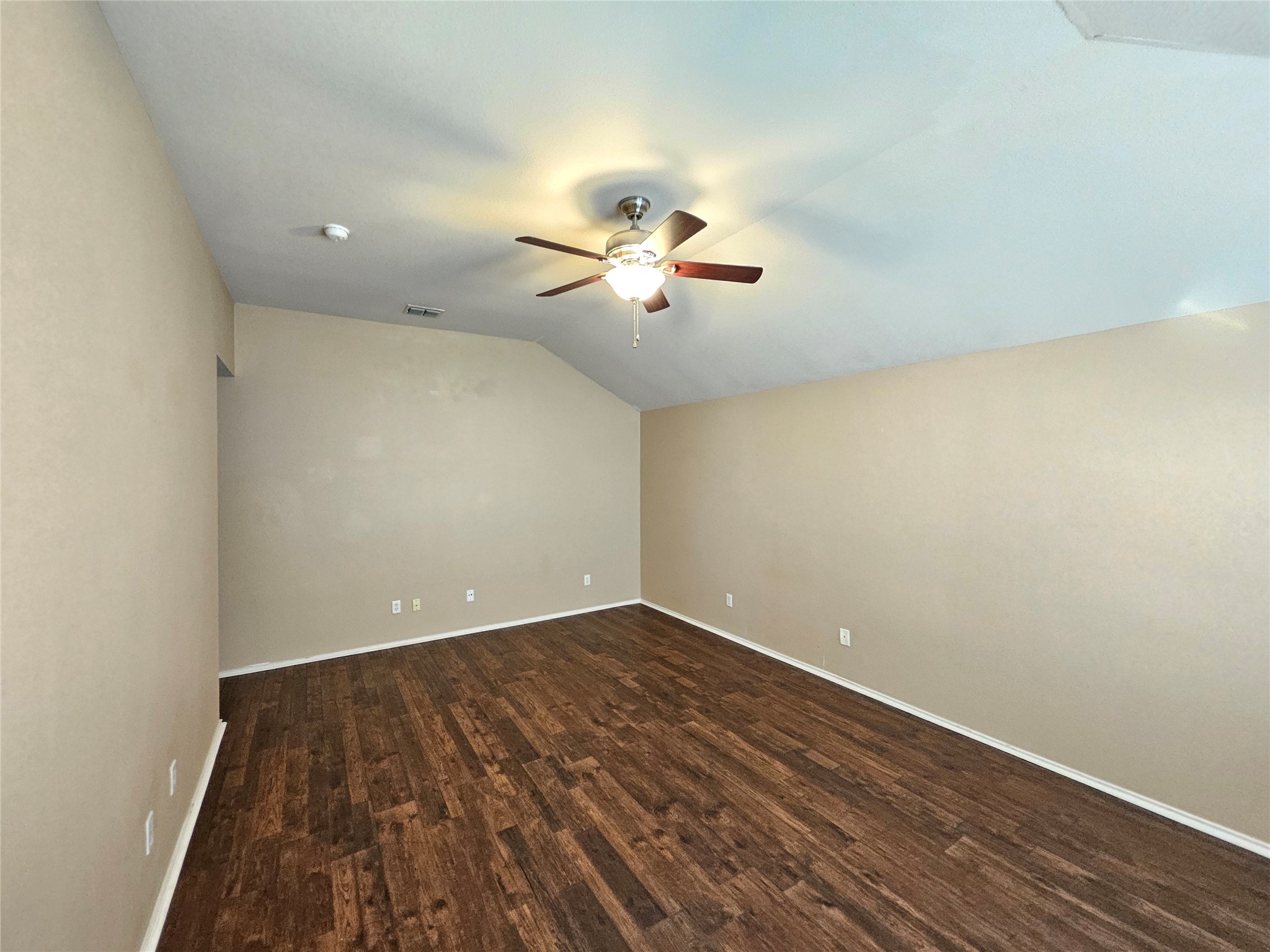3235 Guadaloupe Grand Prairie TX 75054