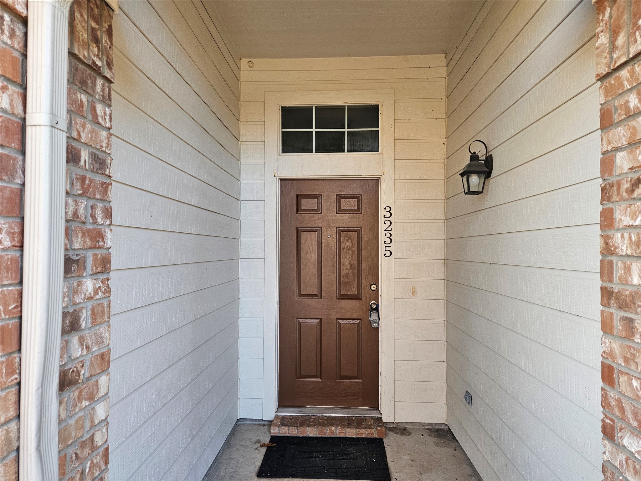 3235 Guadaloupe Grand Prairie TX 75054