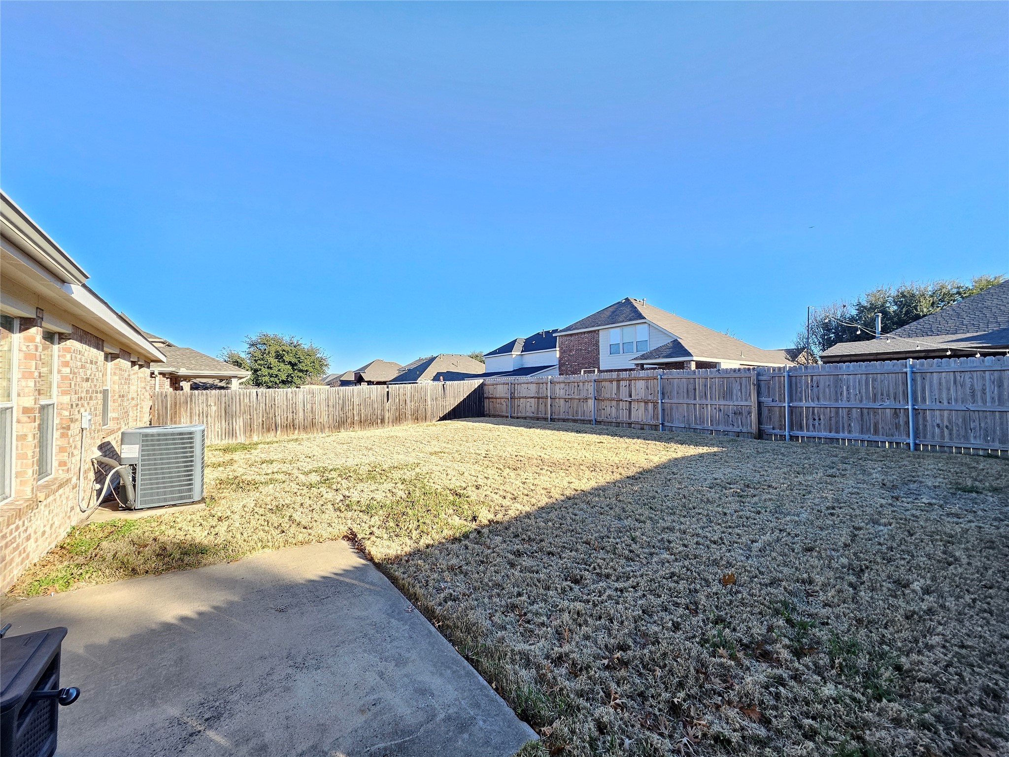3235 Guadaloupe Grand Prairie TX 75054