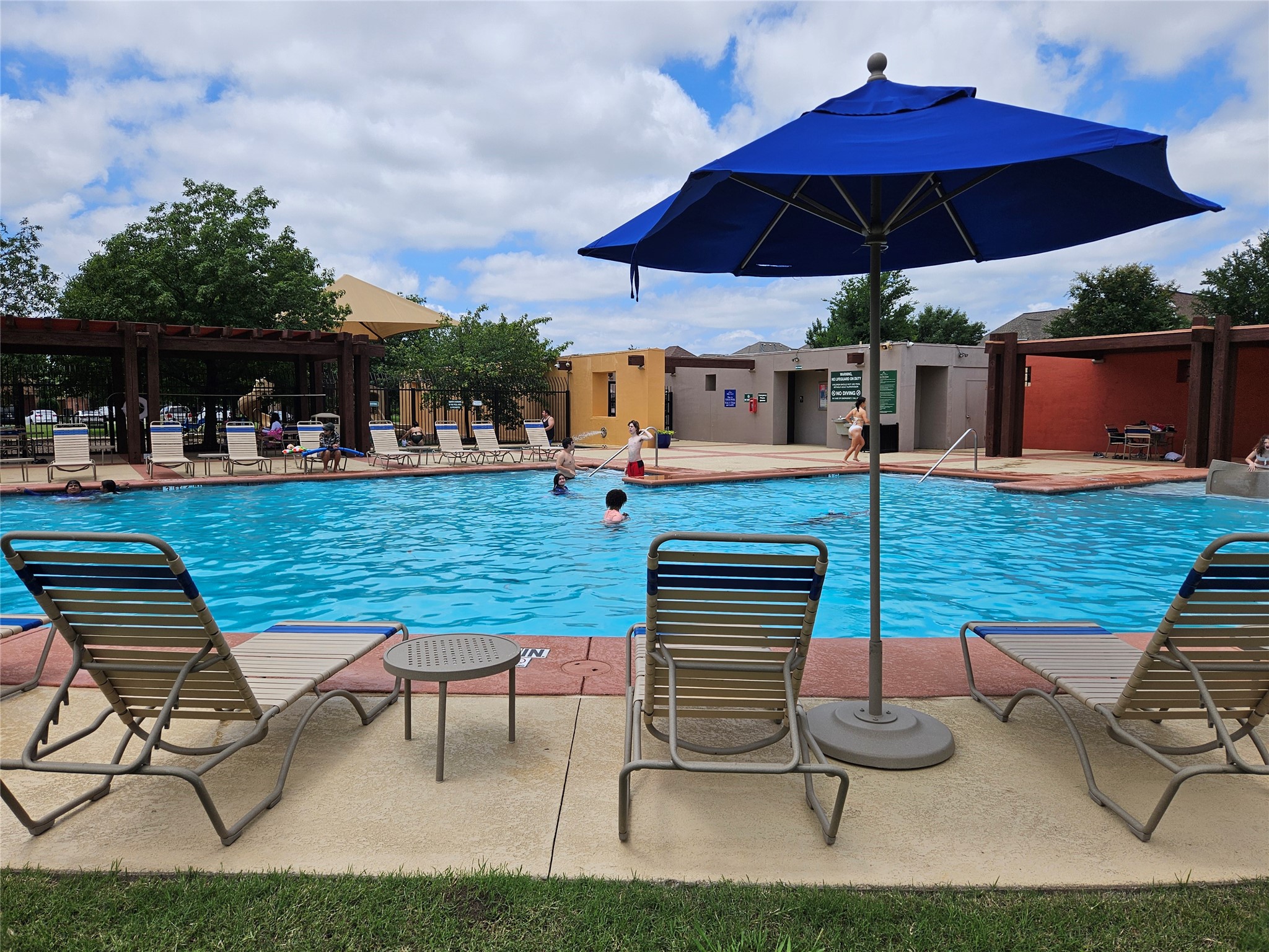 3235 Guadaloupe Grand Prairie TX 75054