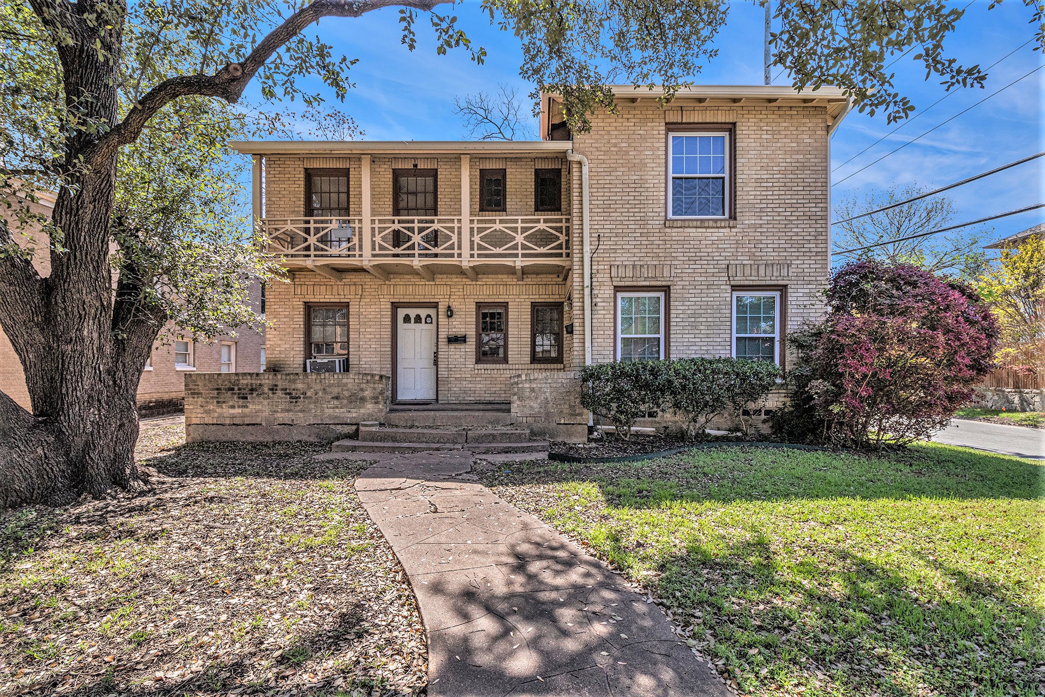 6302 Belmont Avenue Dallas TX 75214