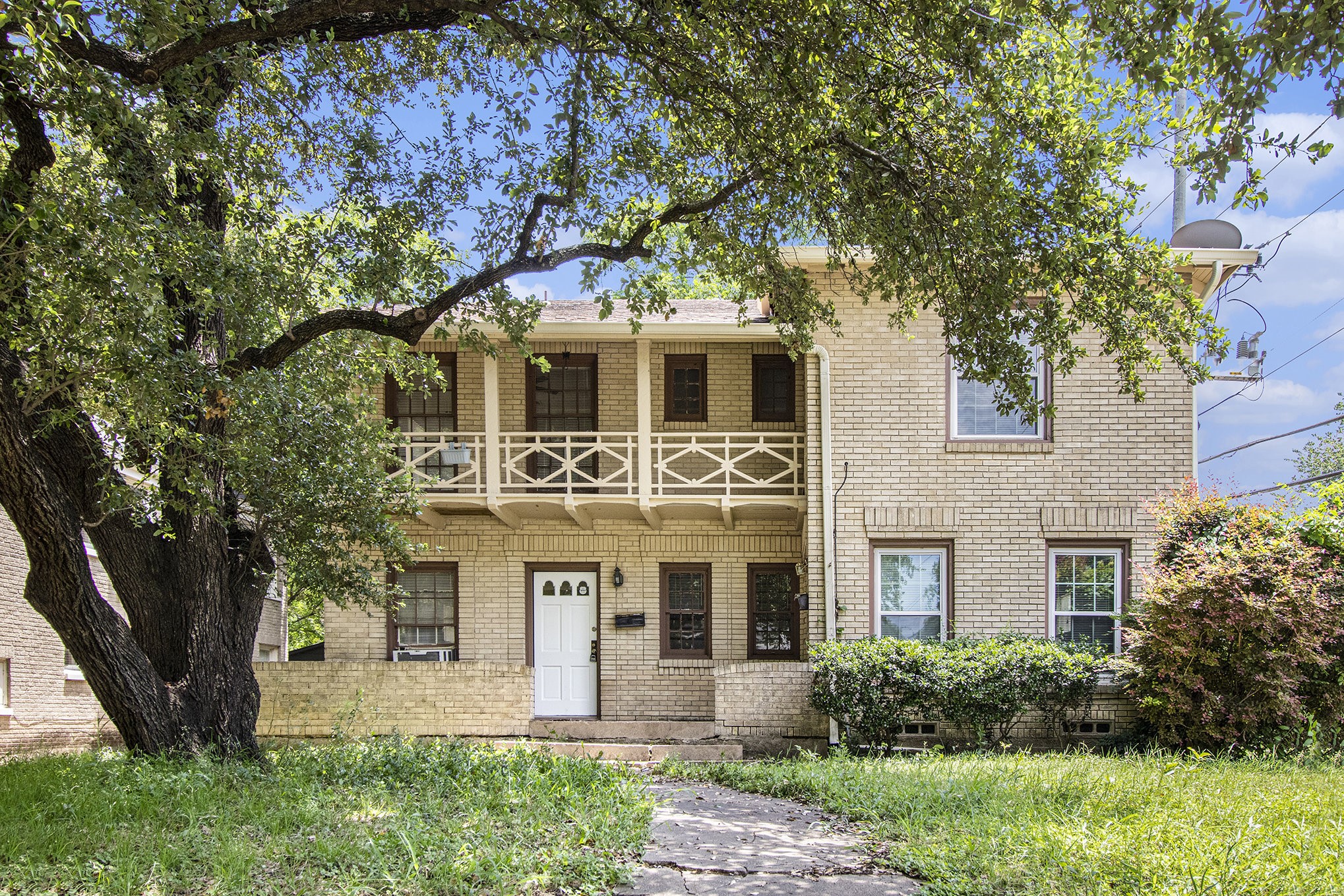 6302 Belmont Avenue Dallas TX 75214