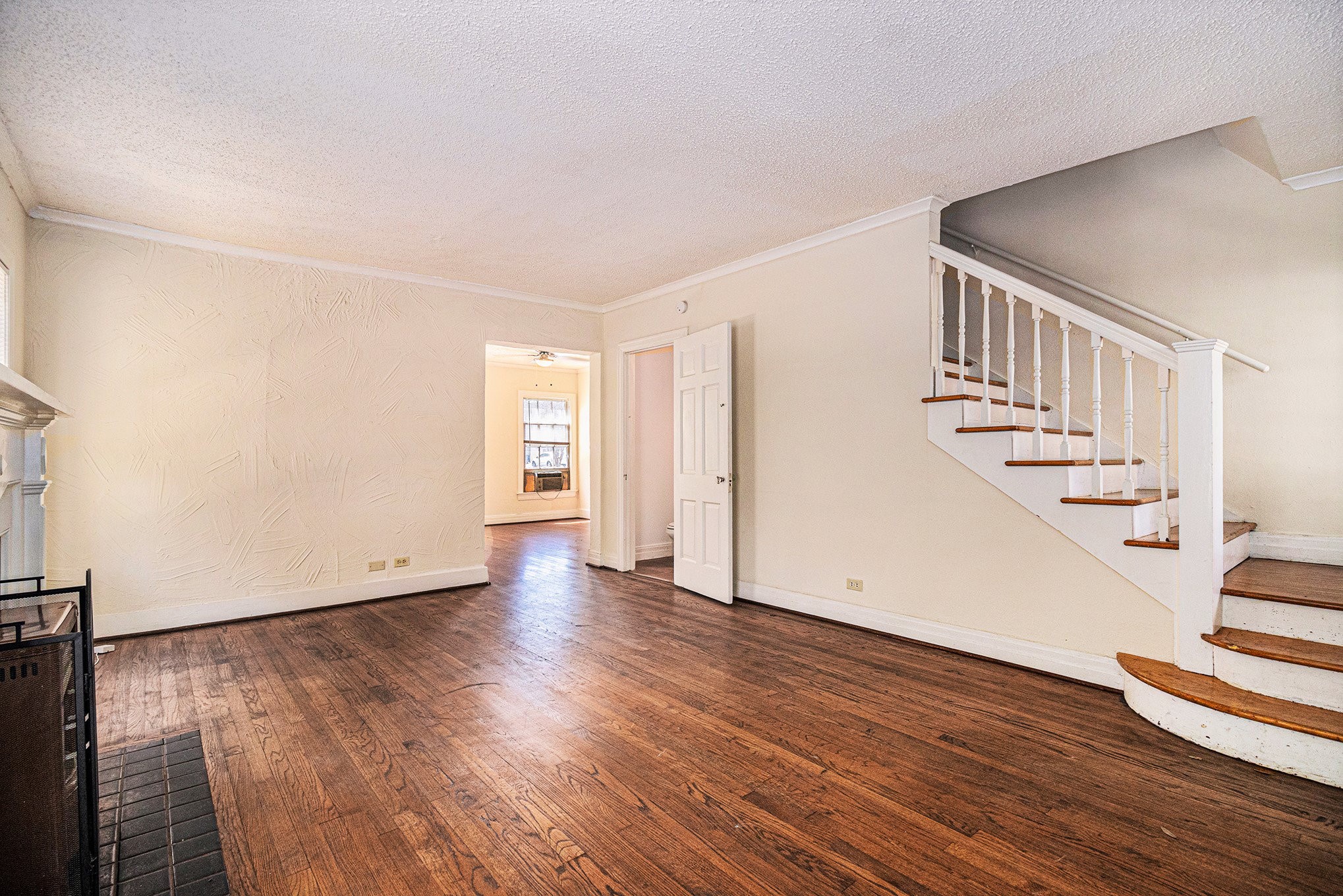 6302 Belmont Avenue Dallas TX 75214