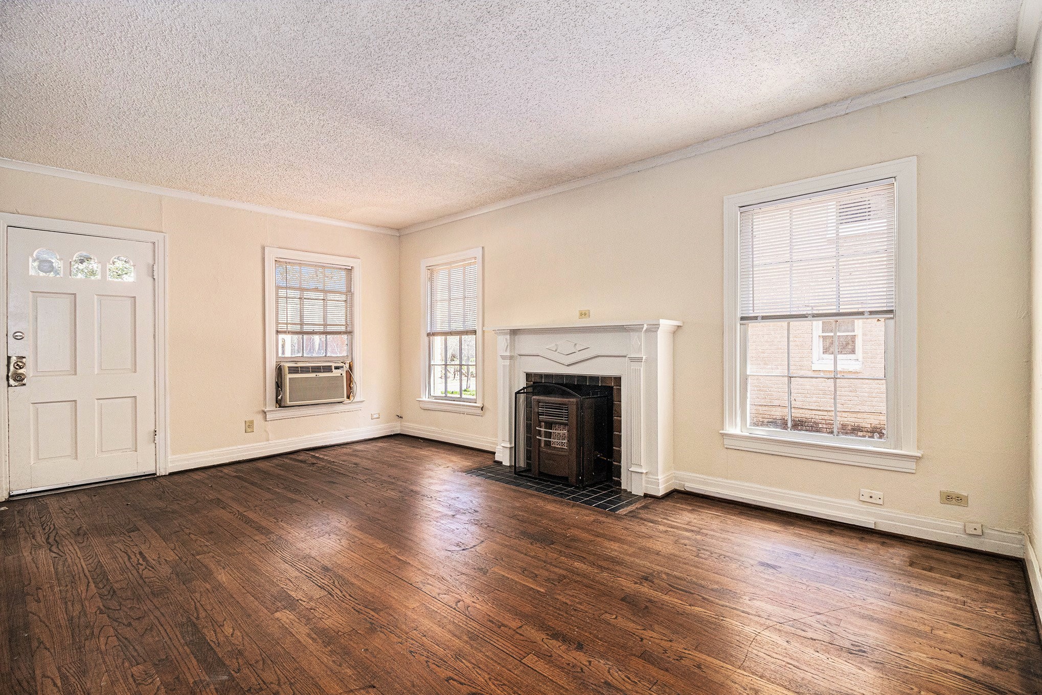 6302 Belmont Avenue Dallas TX 75214