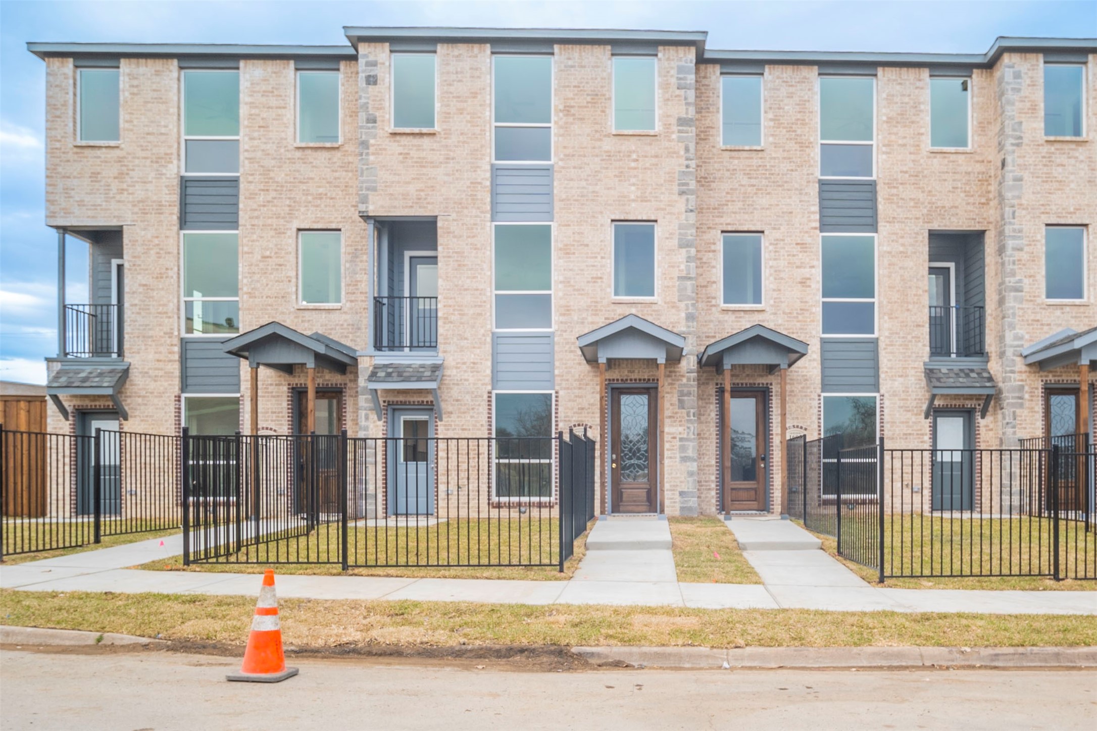1605 Mignon Drive Arlington TX 76010