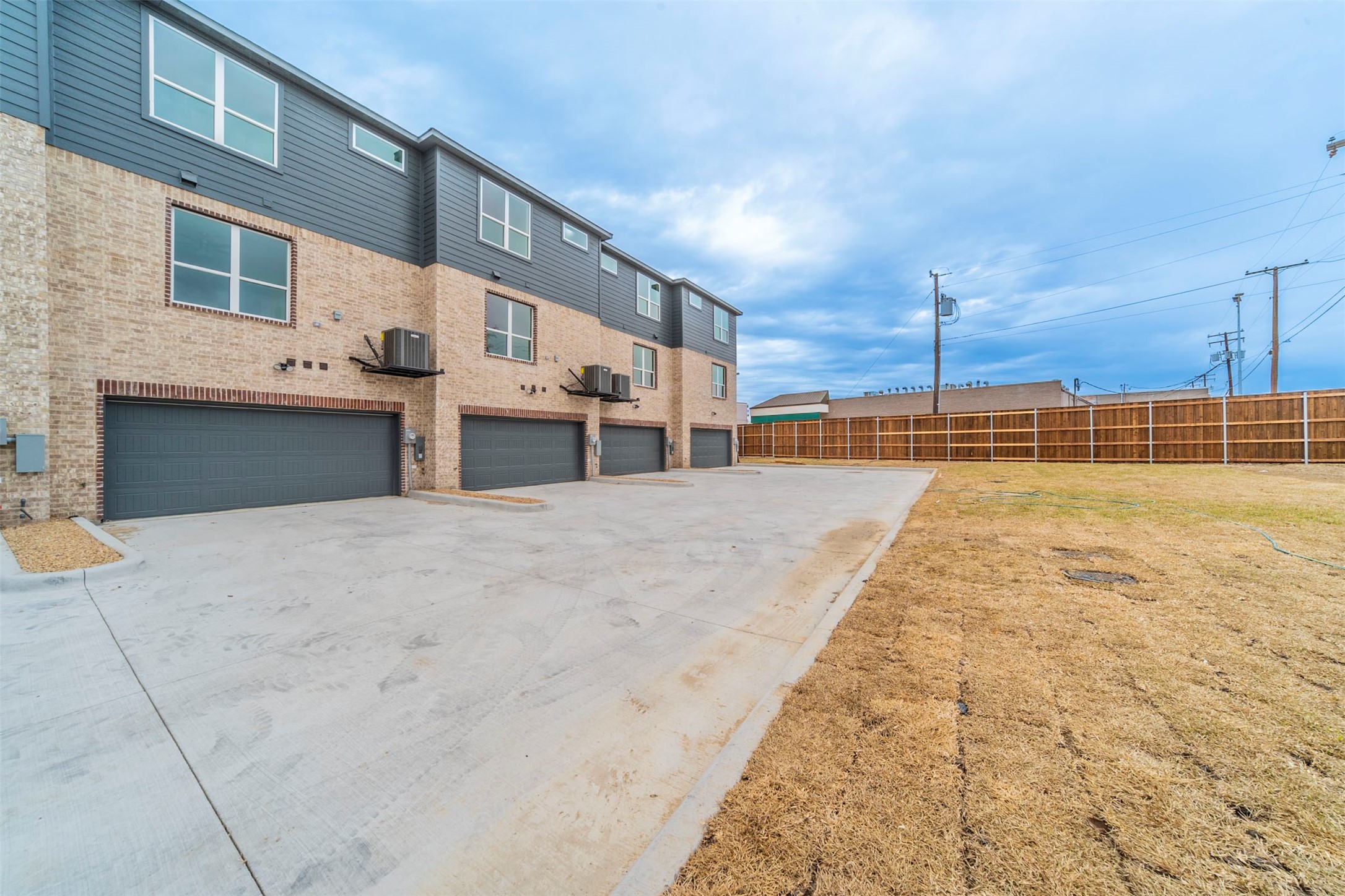 1605 Mignon Drive Arlington TX 76010