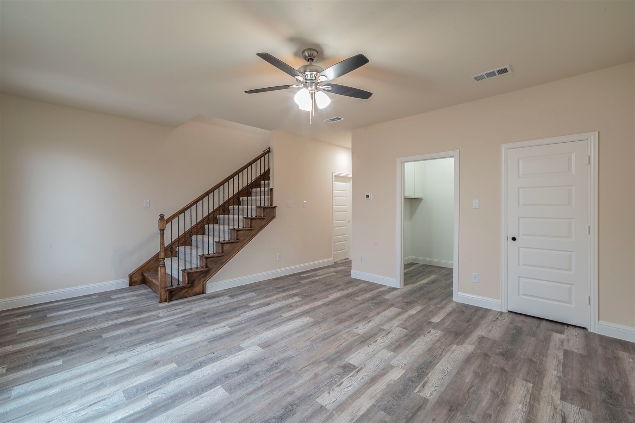 1605 Mignon Drive Arlington TX 76010