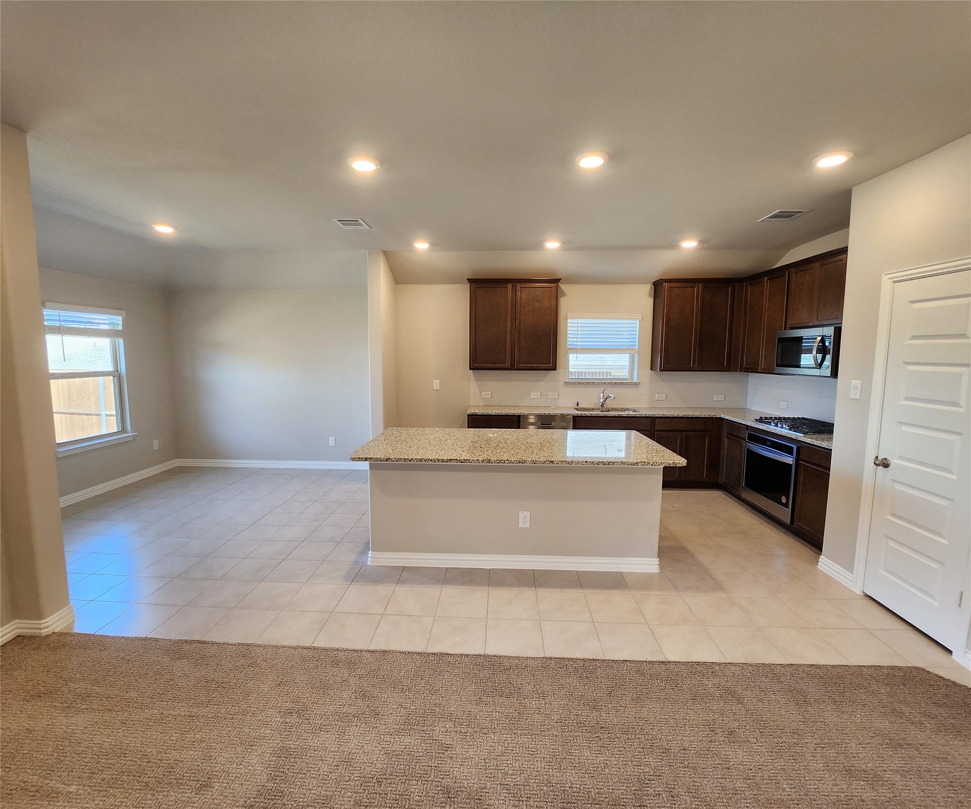 3812 Chalk Hill Avenue Celina TX 75009