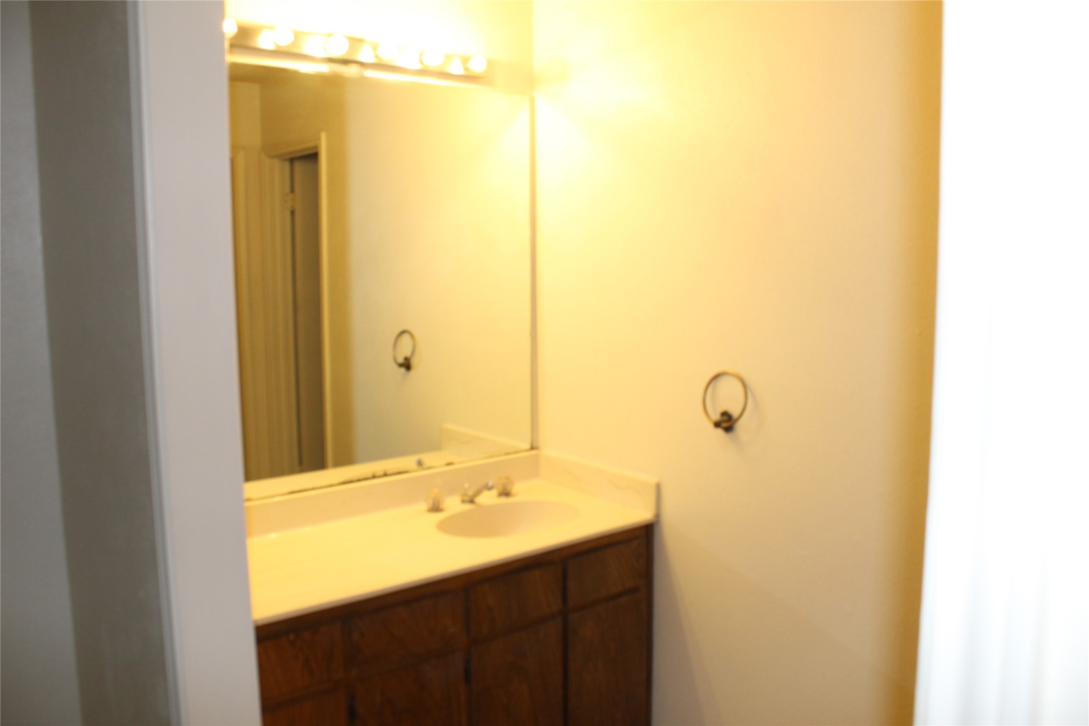 2207 Canterbury Court Denton TX 76205