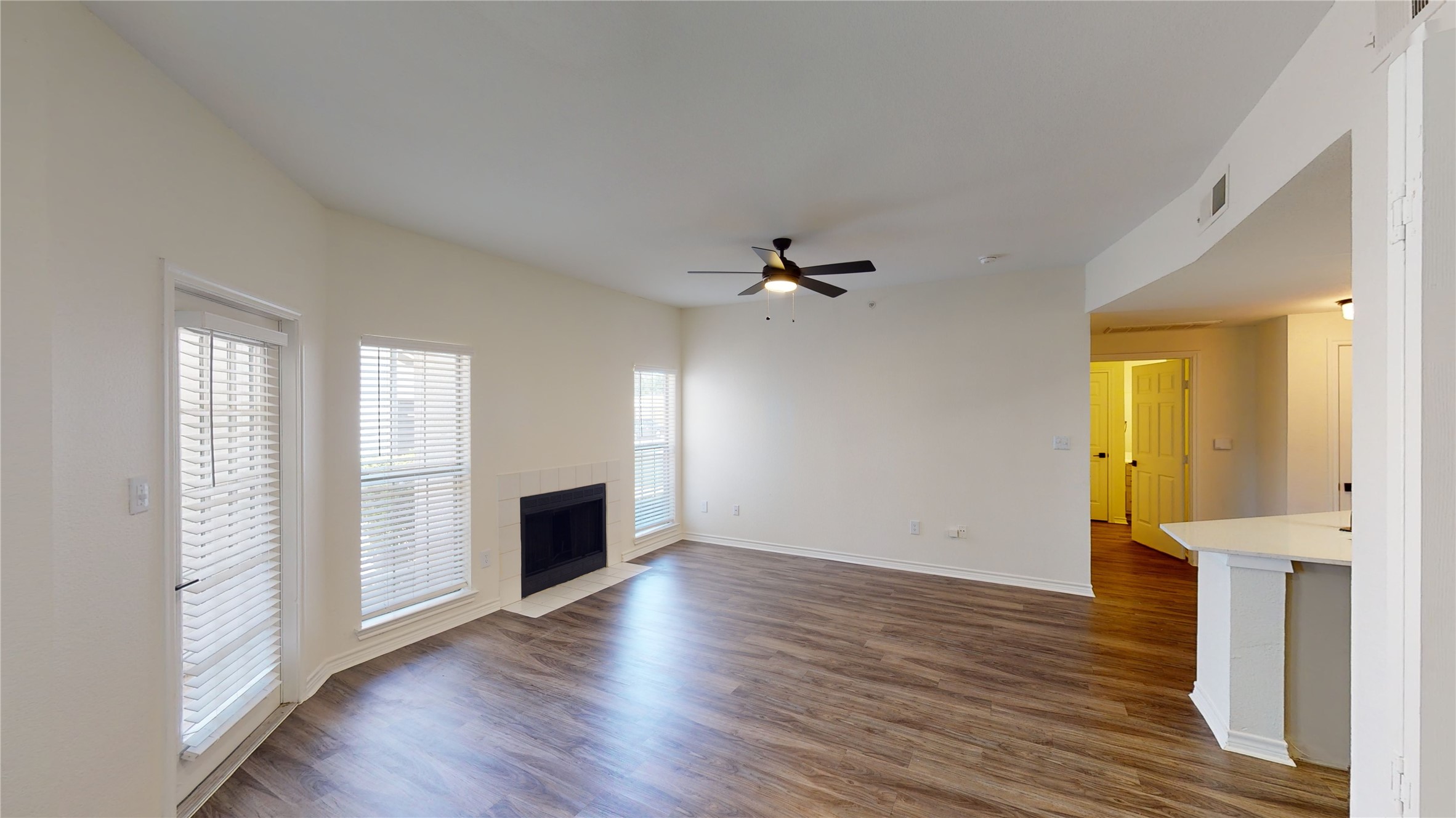 1600 N 9th Street Midlothian TX 76065