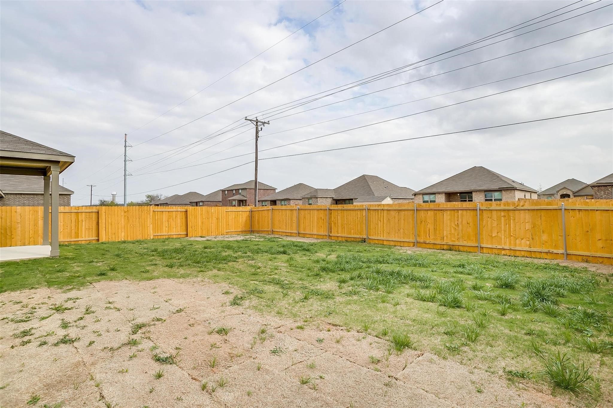 1025 Mcdonald Drive Crowley TX 76036