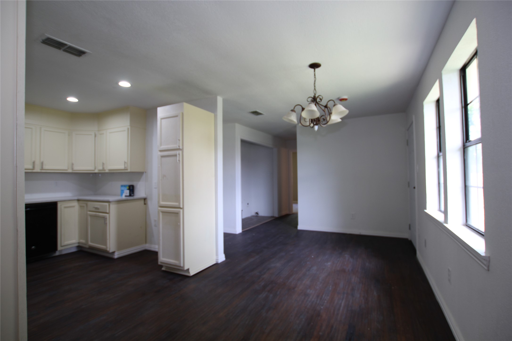 106 Austin Street Alvarado TX 76009