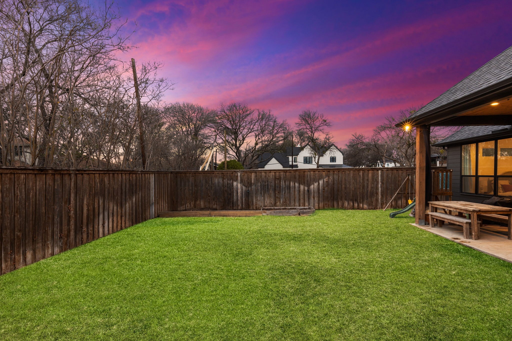 9847 Mixon Drive Dallas TX 75220