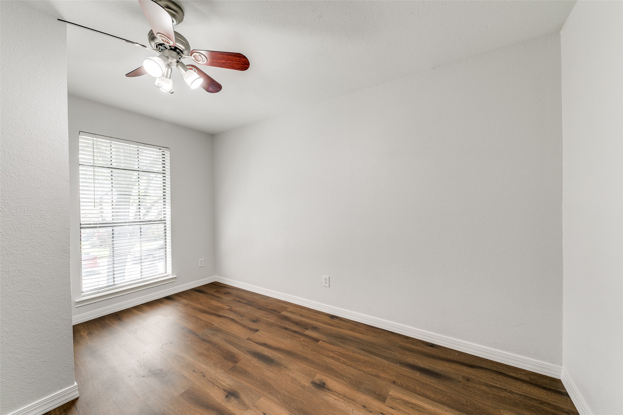 6611 Mimms Drive Dallas TX 75252