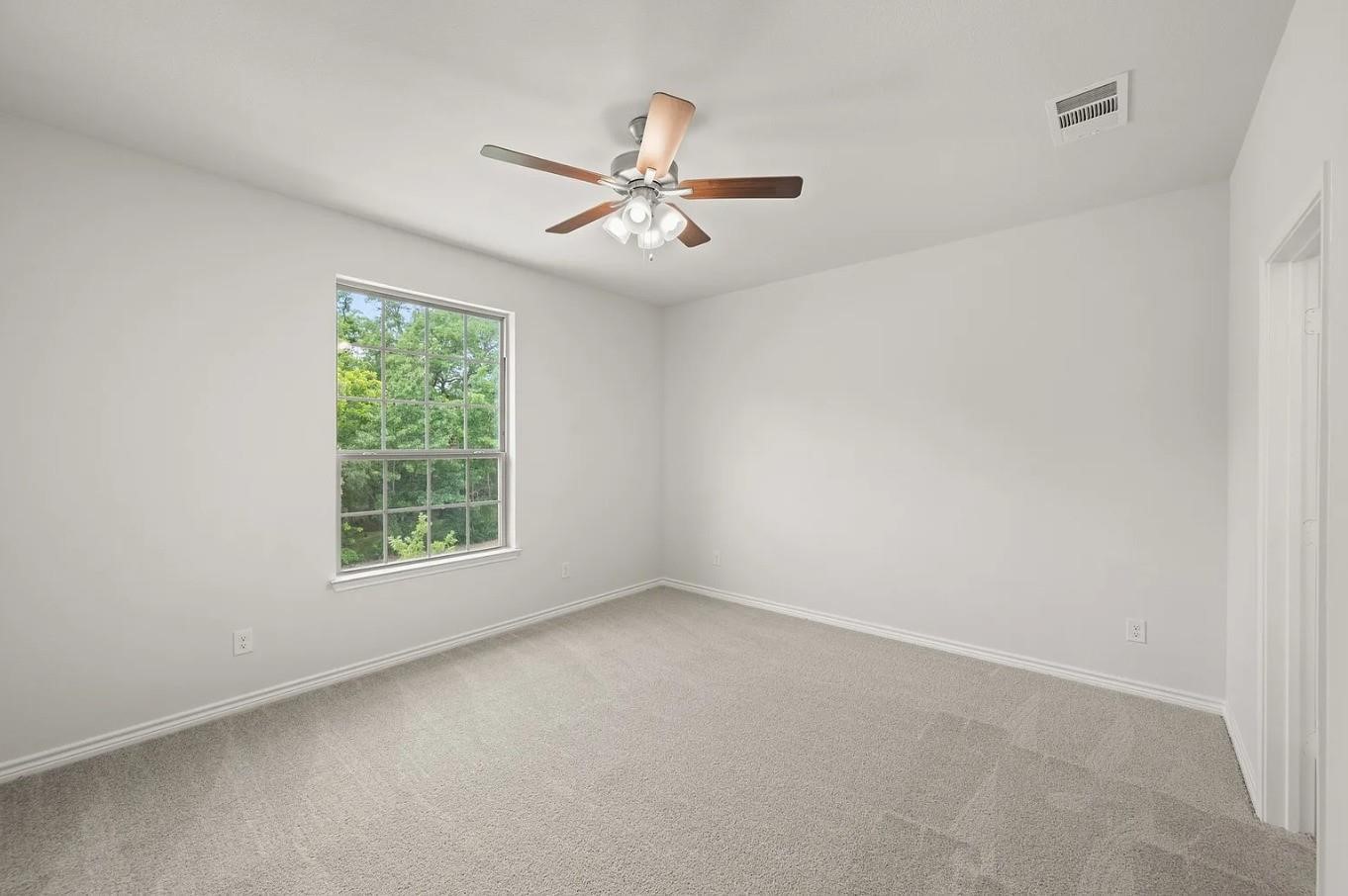 402 Saddle Lane Denton TX 76205