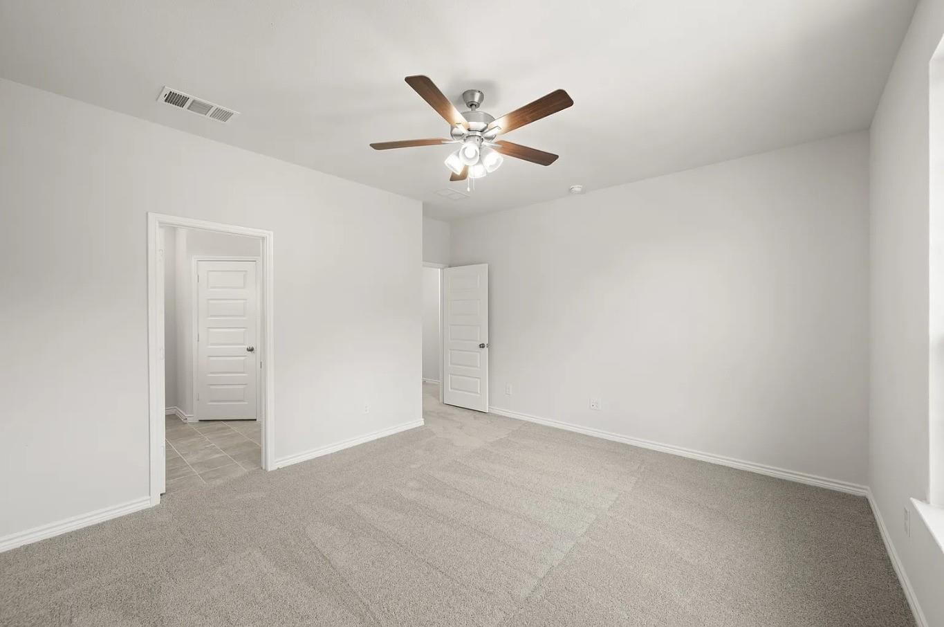 402 Saddle Lane Denton TX 76205