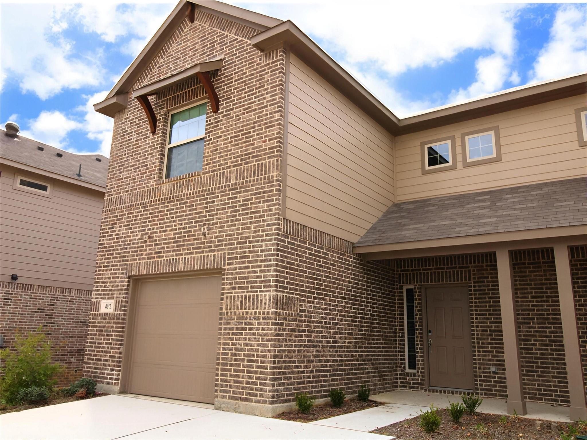 402 Saddle Lane Denton TX 76205