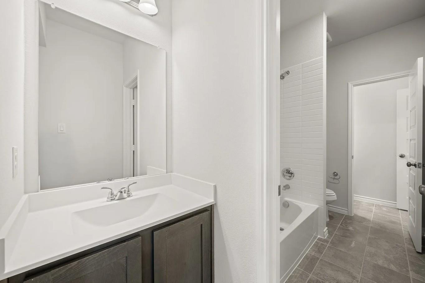 402 Saddle Lane Denton TX 76205