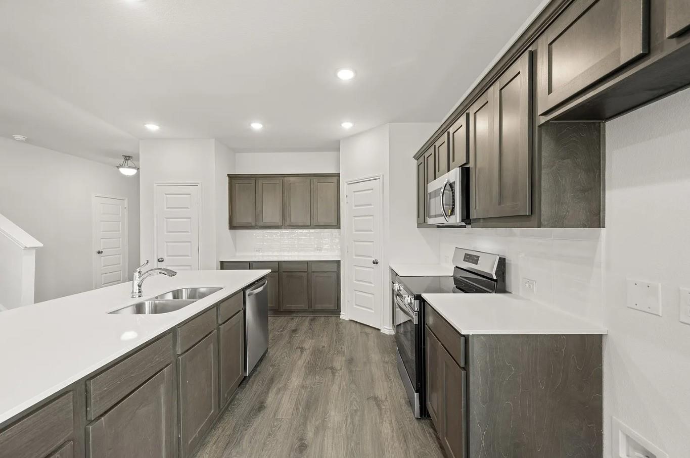 402 Saddle Lane Denton TX 76205