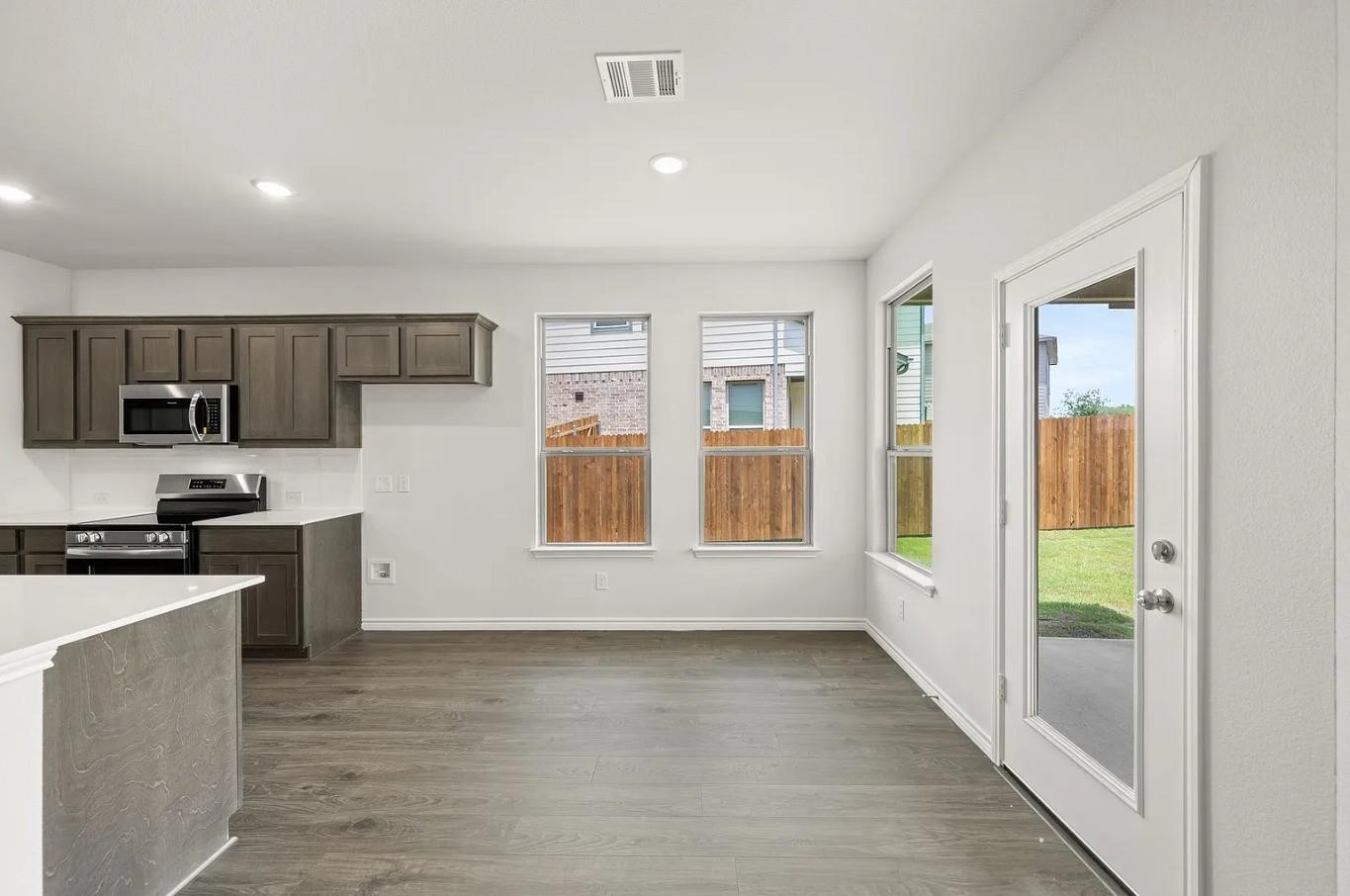 402 Saddle Lane Denton TX 76205
