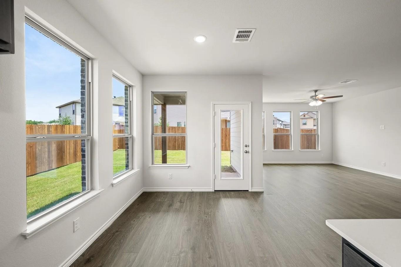 402 Saddle Lane Denton TX 76205