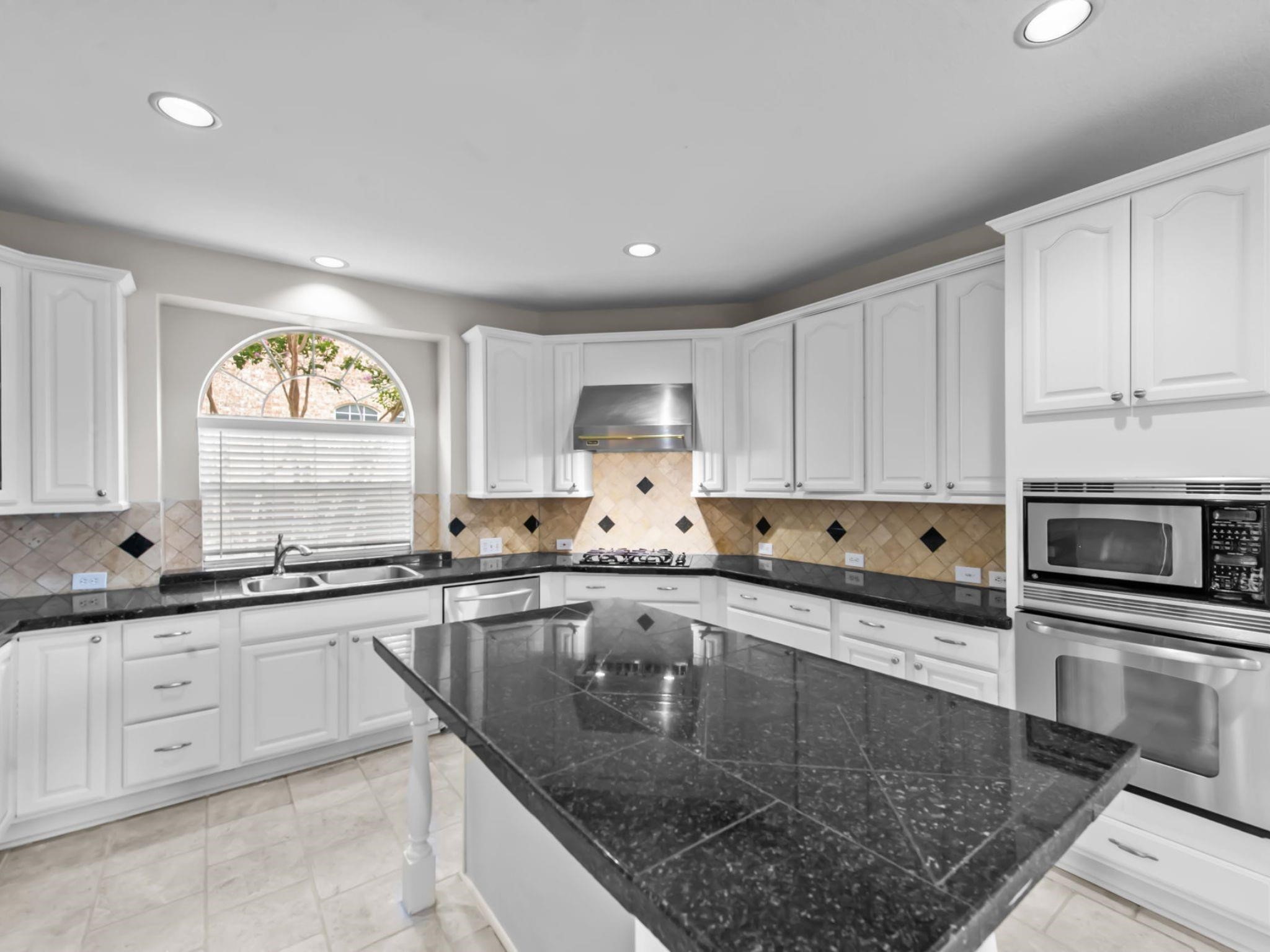 2421 Kittyhawk Drive Plano TX 75025