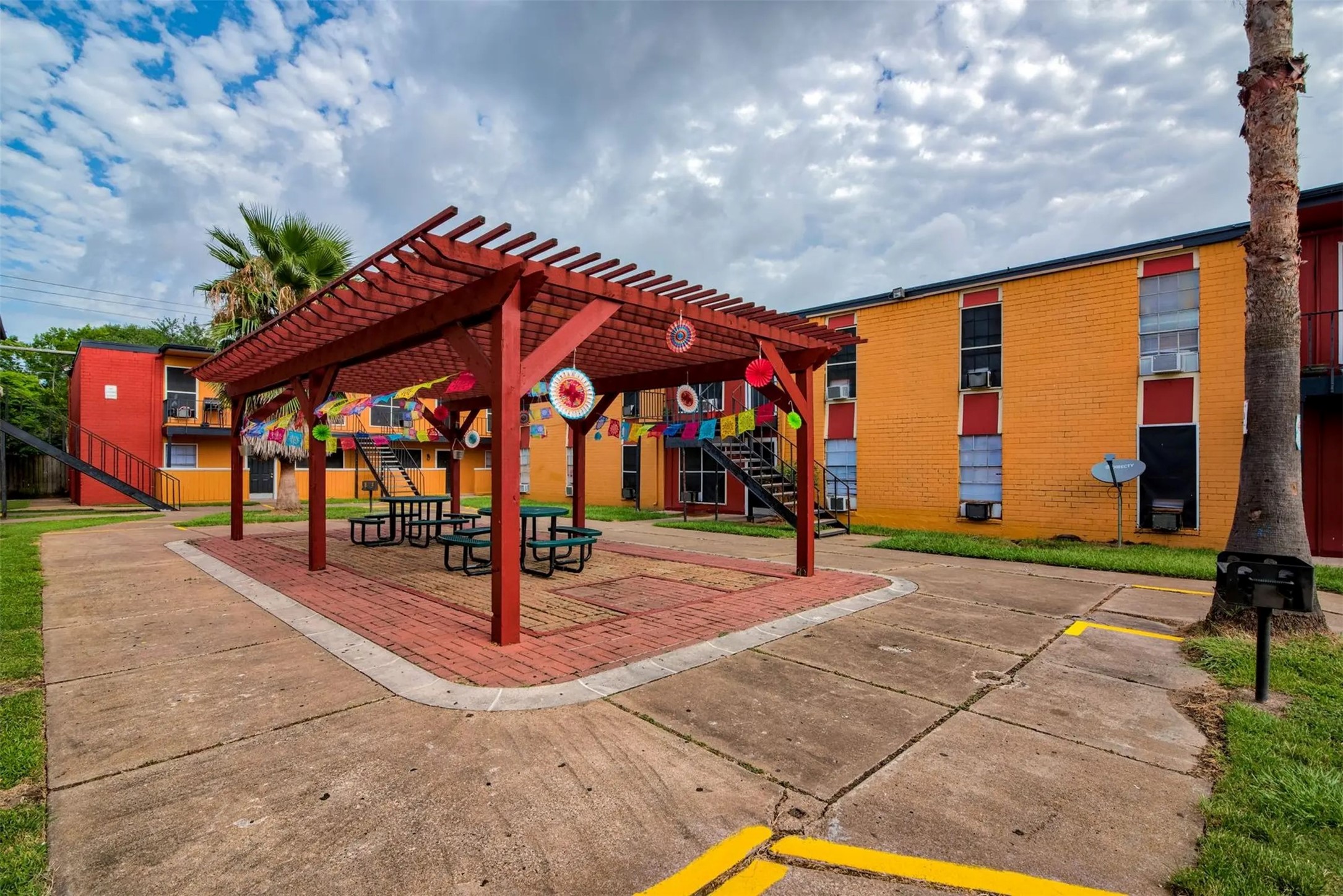 4300 S Shaver Street Houston TX 77034