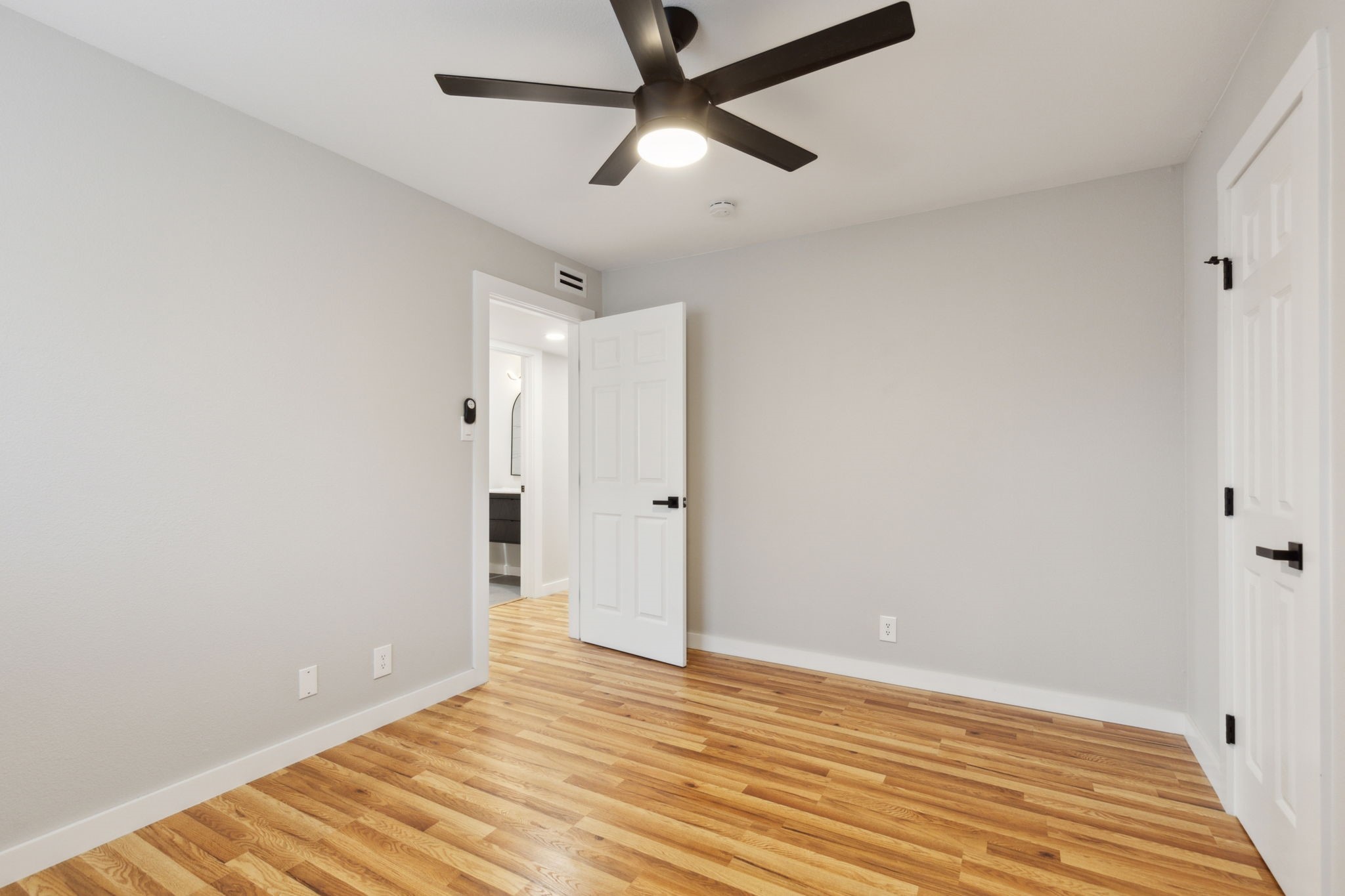 827 Greenhaven Drive Richardson TX 75080