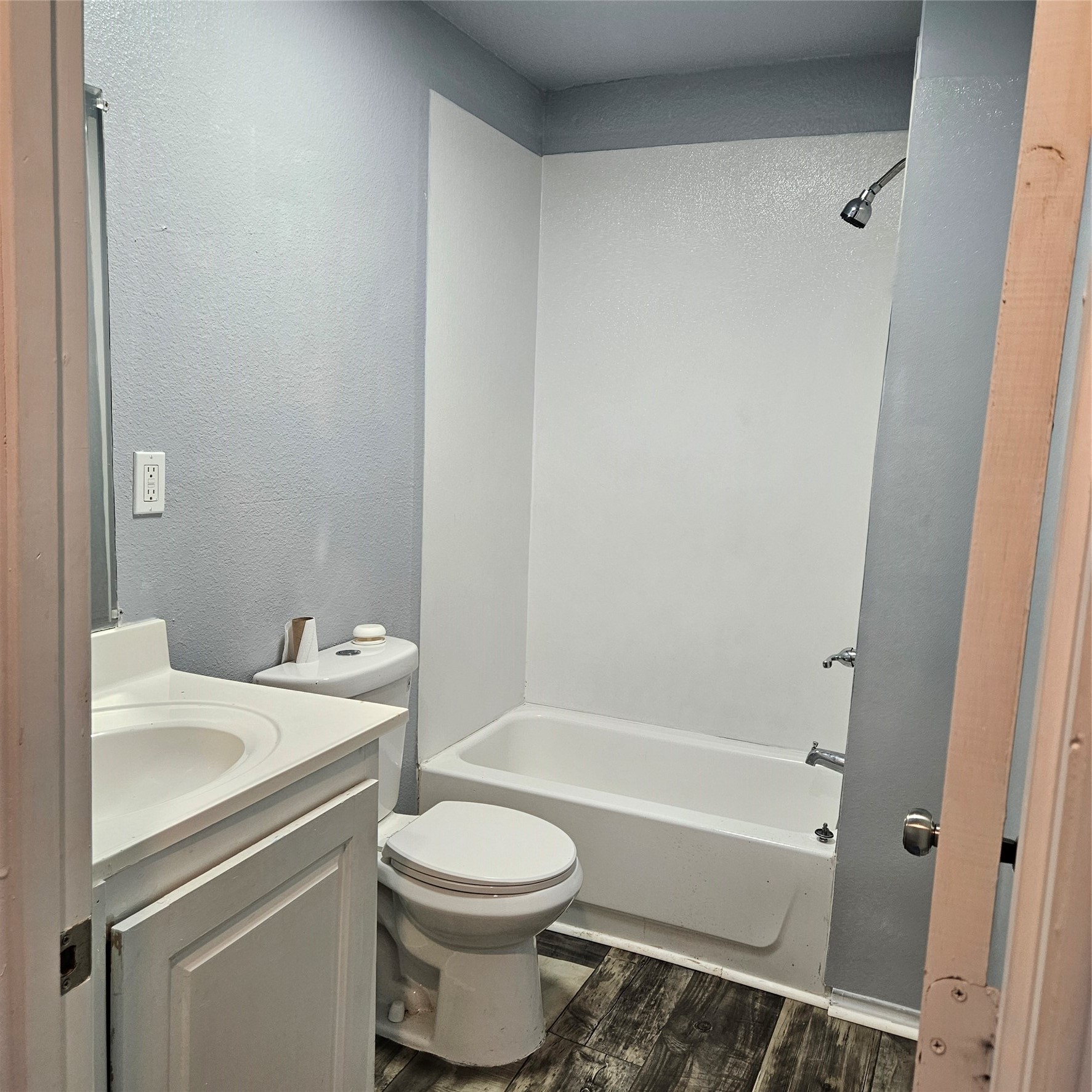 2826 Alaska Avenue Dallas TX 75216
