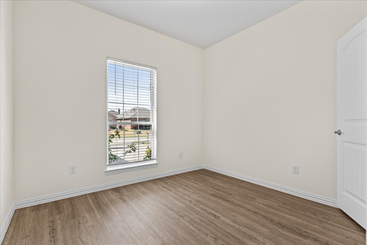 220 Camden Street Red Oak TX 75154