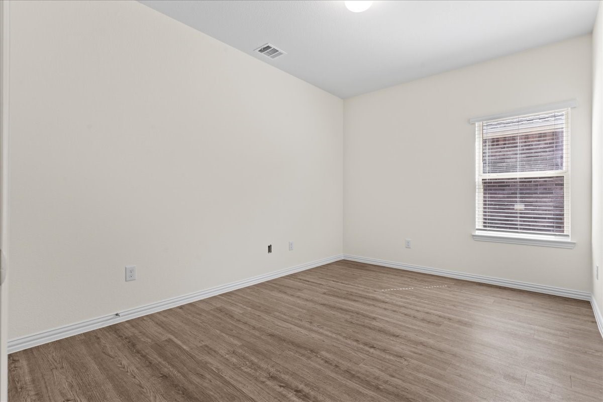 220 Camden Street Red Oak TX 75154