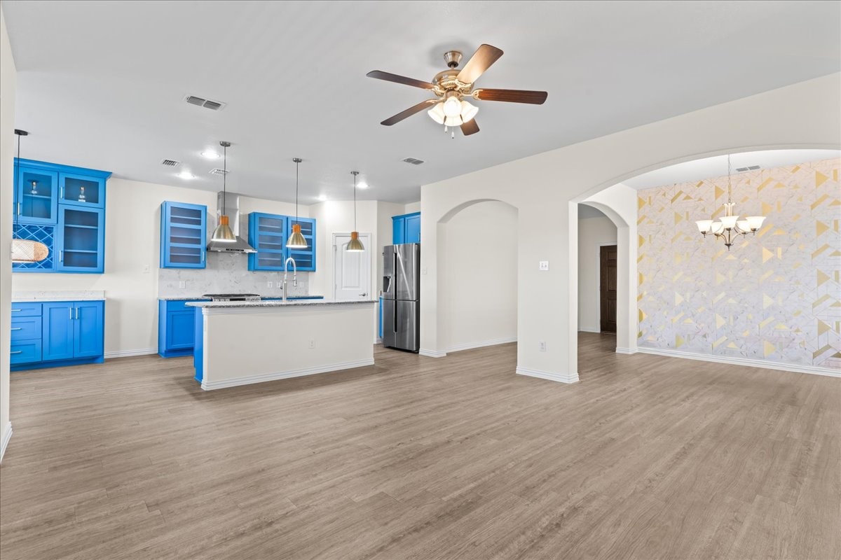 220 Camden Street Red Oak TX 75154