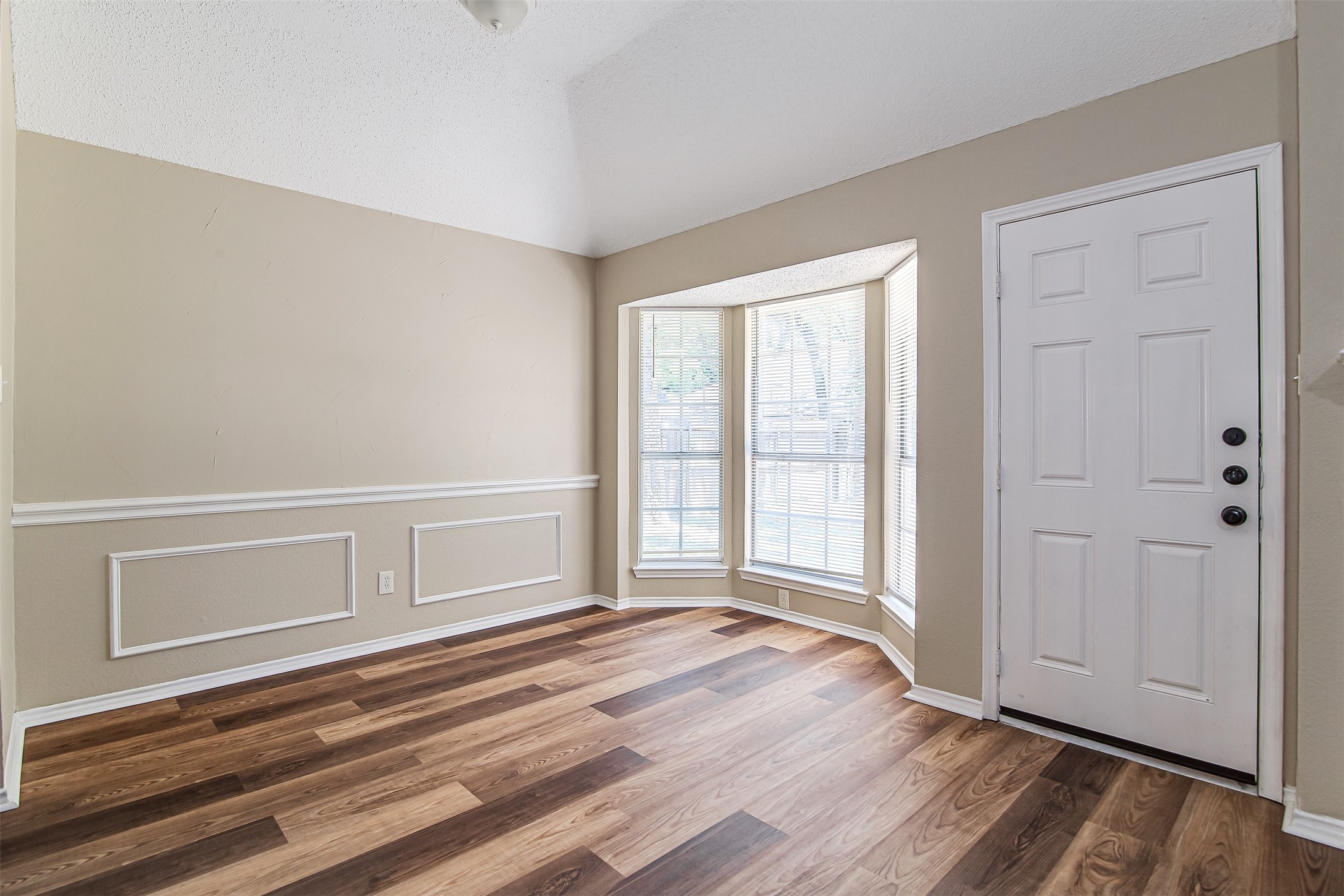 6307 Blaney Drive Arlington TX 76001