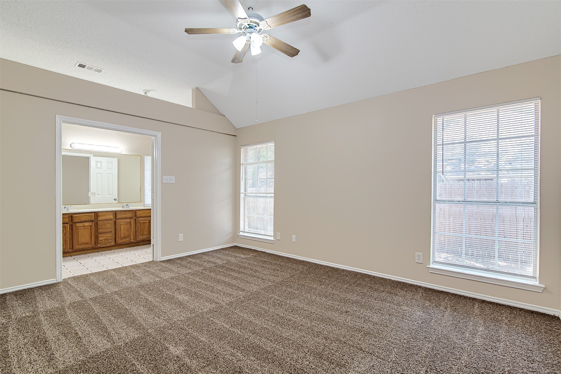 6307 Blaney Drive Arlington TX 76001