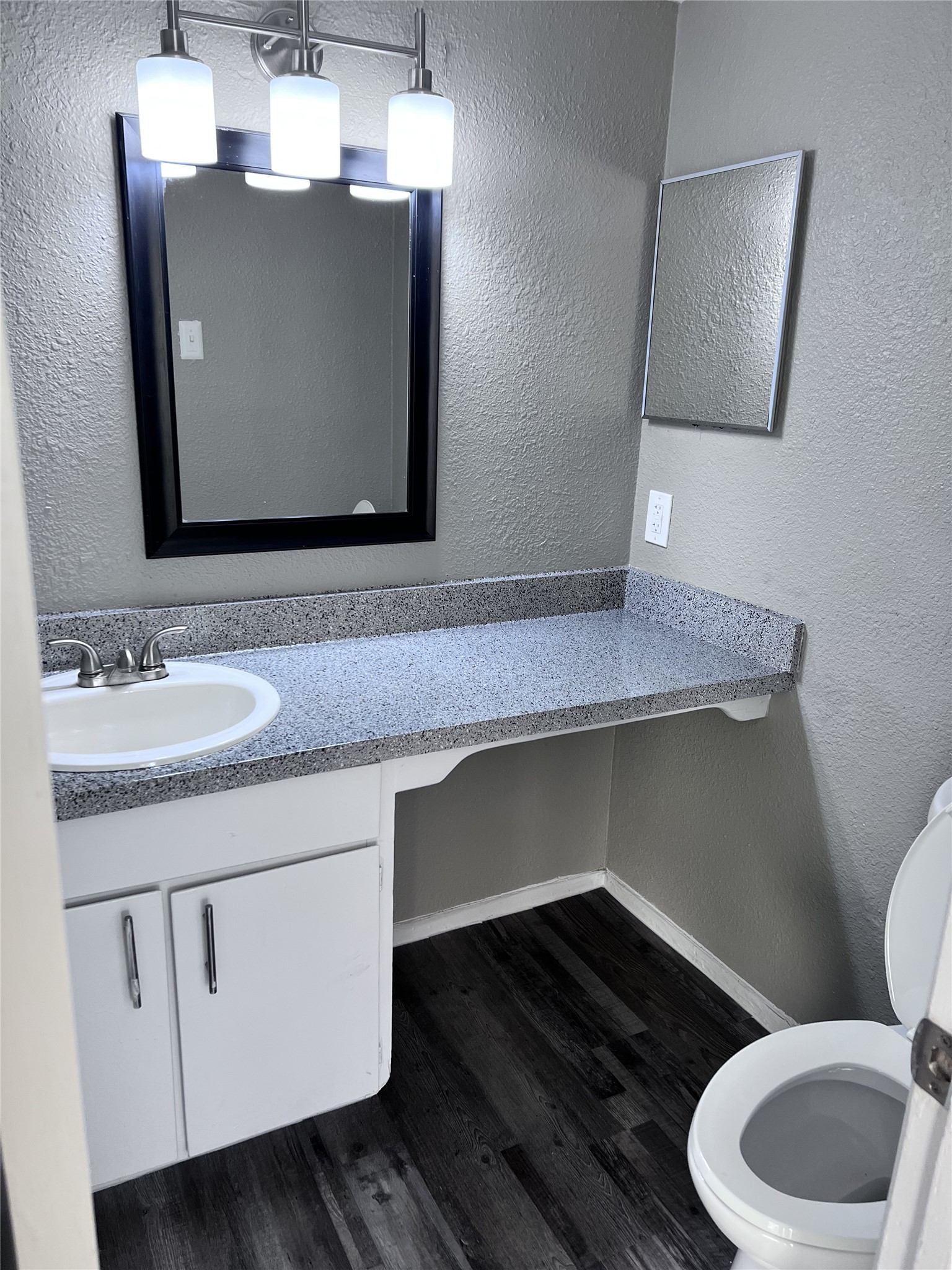 10749 E Northwest Highway Dallas TX 75238