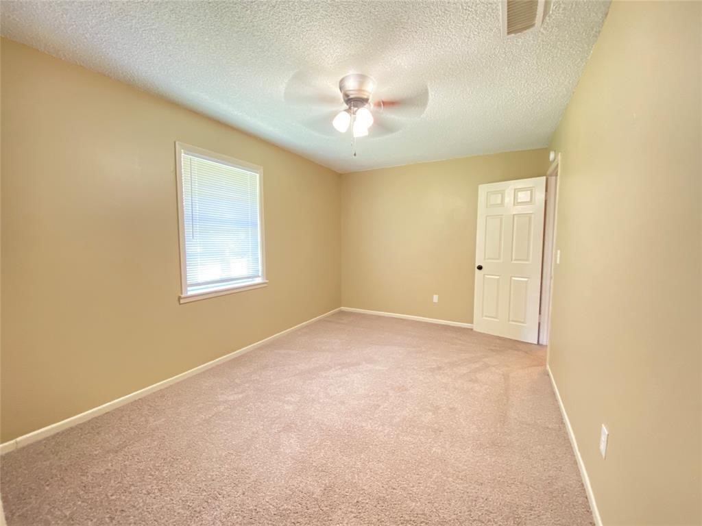 1115 E Ross Street Hamilton TX 76531