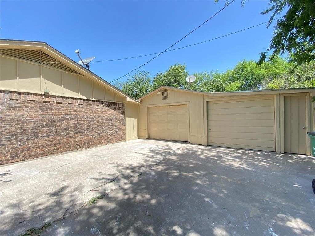 1115 E Ross Street Hamilton TX 76531