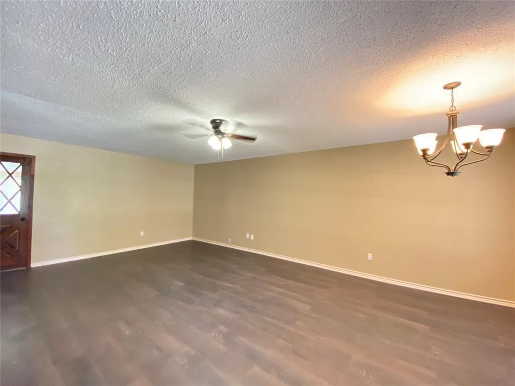 1115 E Ross Street Hamilton TX 76531