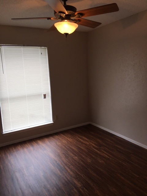 1413 Eagle Pass Drive Garland TX 75040