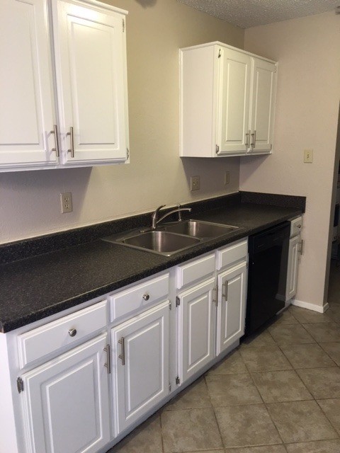 1413 Eagle Pass Drive Garland TX 75040