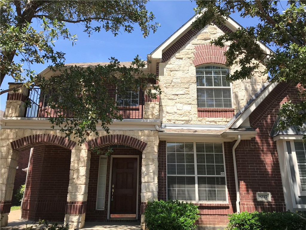 8327 Charleston Street Irving TX 75063