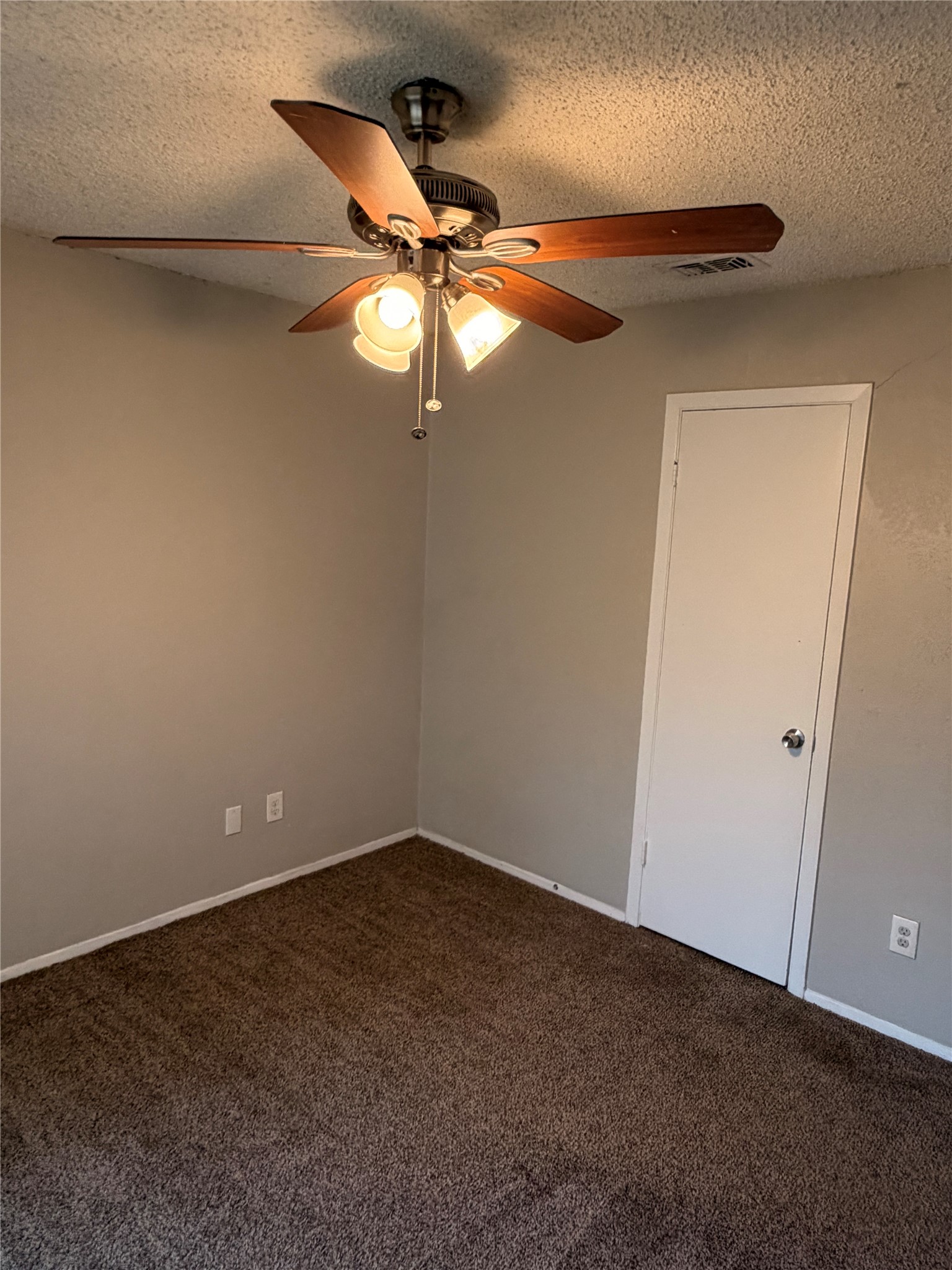 1005 Fairfax Court Arlington TX 76015