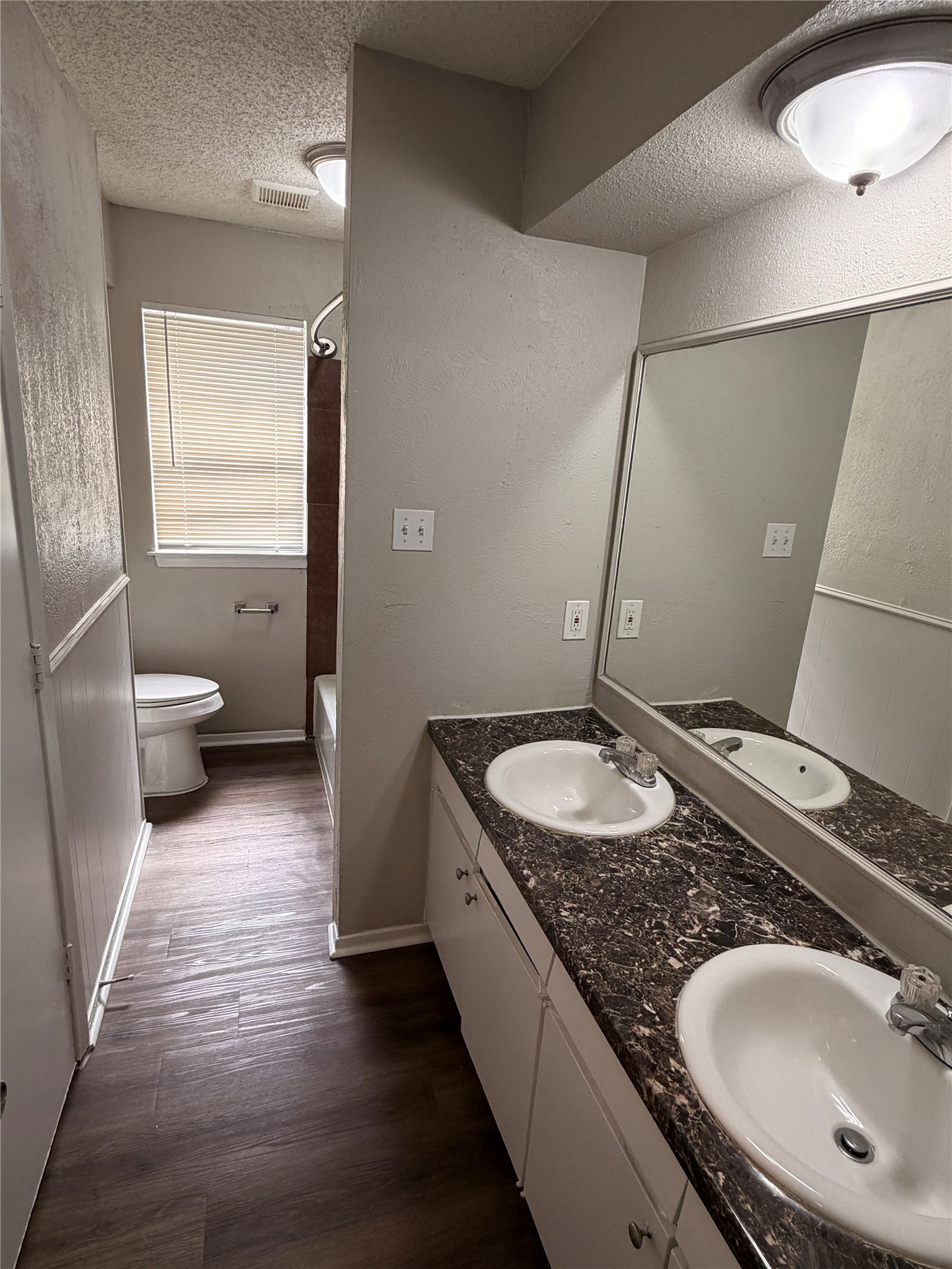 1005 Fairfax Court Arlington TX 76015