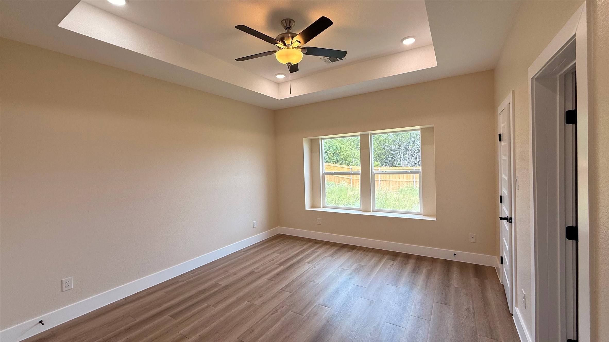 2619 Creekview Drive Granbury TX 76048