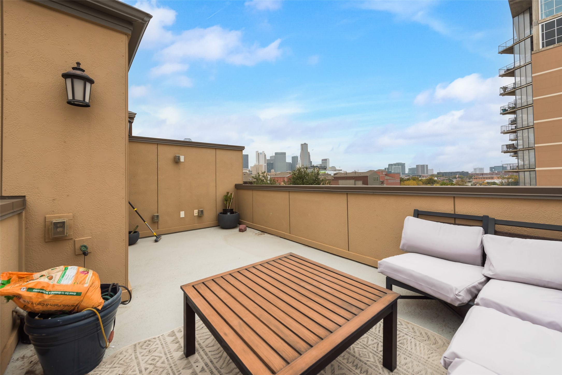 1344 Romano Place Dallas TX 75215