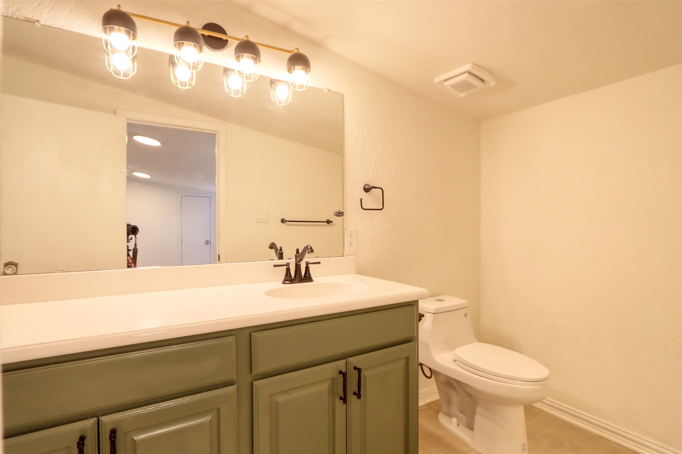 315 E Avenue F Midlothian TX 76065