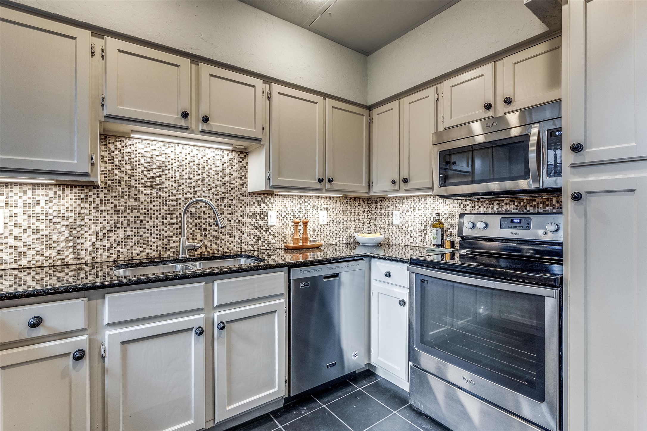 4424 Holland Avenue Dallas TX 75219