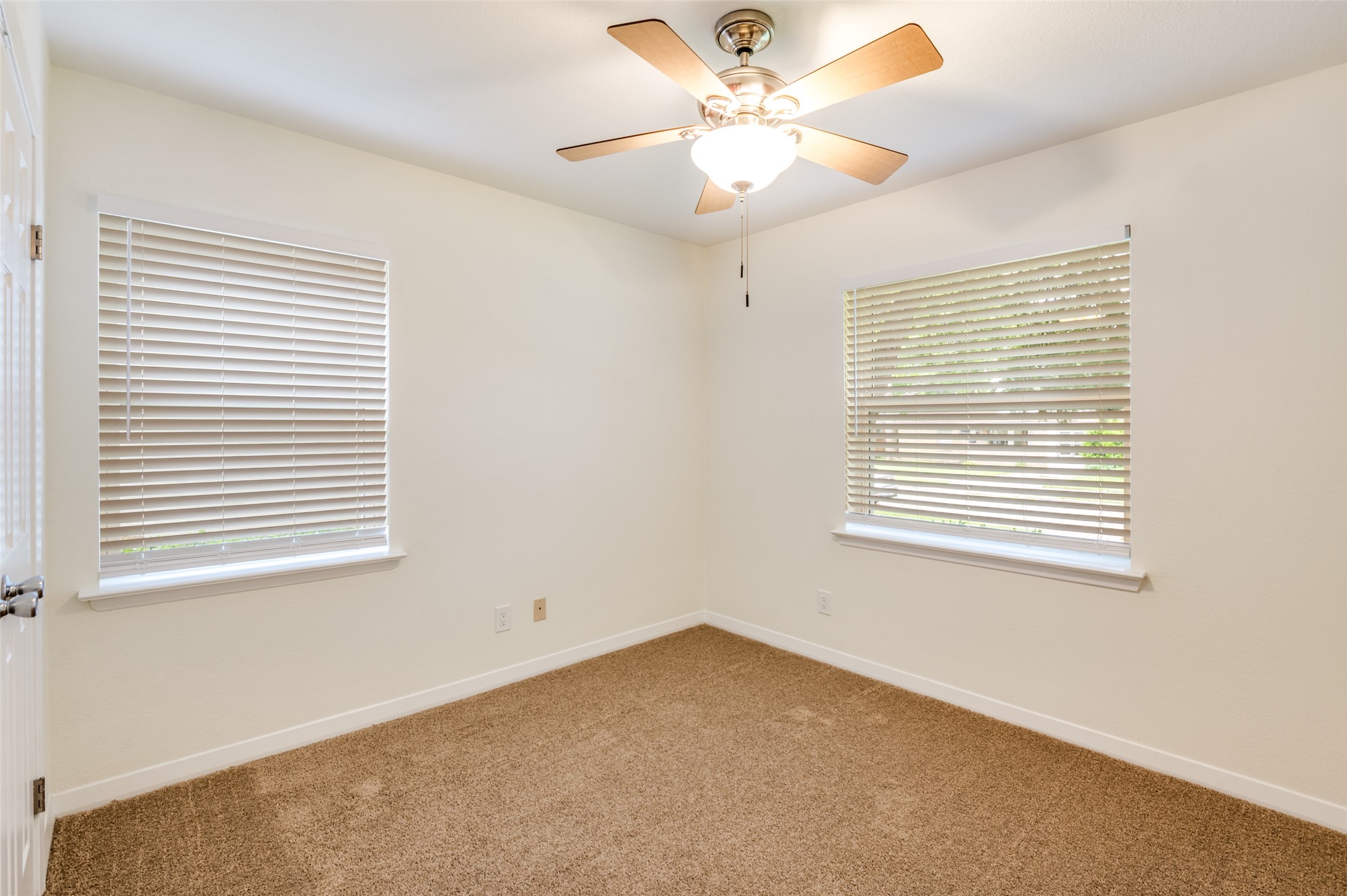 8635 Ashcroft Avenue Dallas TX 75243