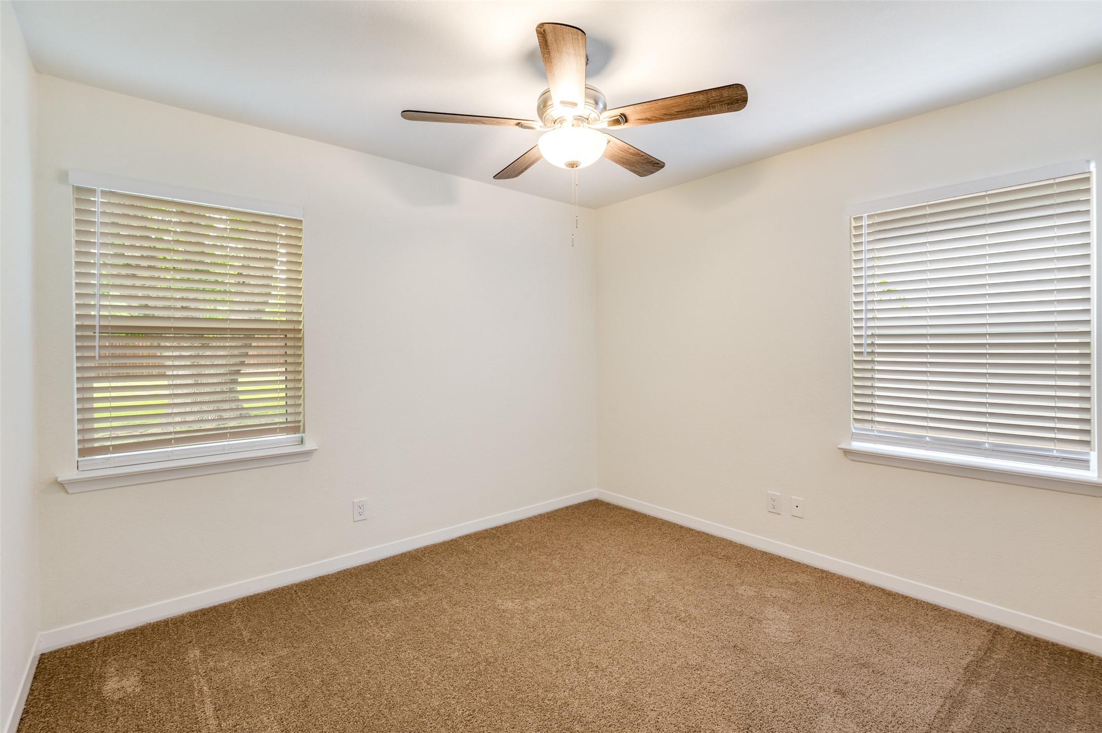 8635 Ashcroft Avenue Dallas TX 75243