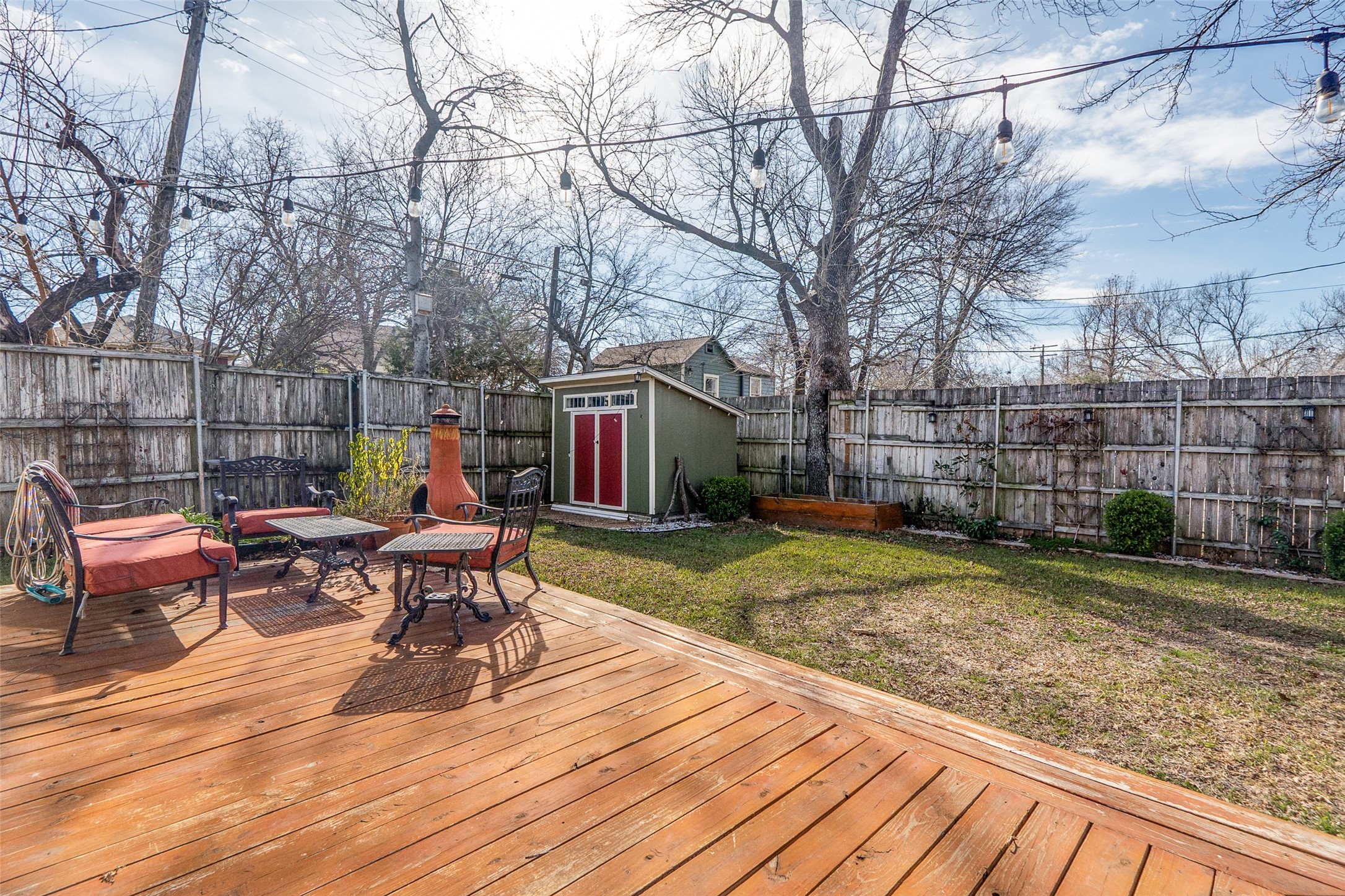 321 N Henderson Avenue Dallas TX 75214
